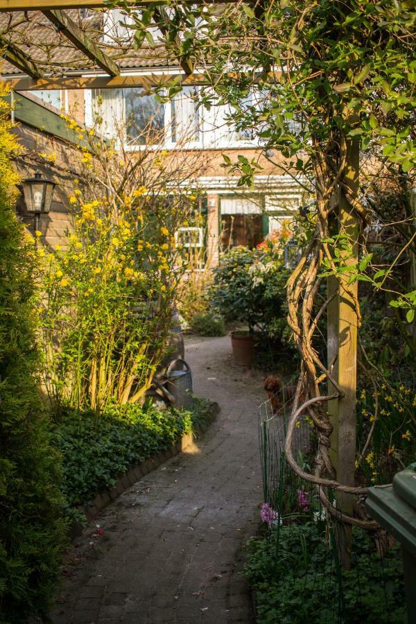 B&B Aan Het Park Eindhoven Bagian luar foto