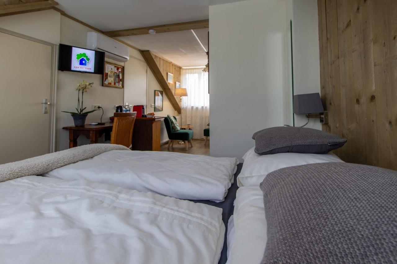 B&B Aan Het Park Eindhoven Bagian luar foto